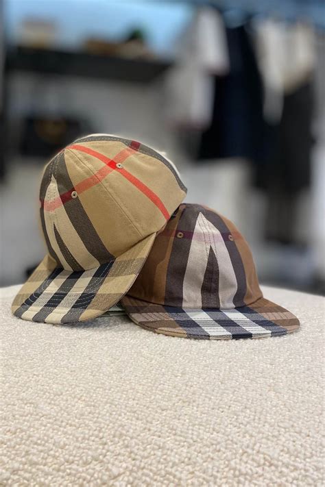 burberry reversible cap